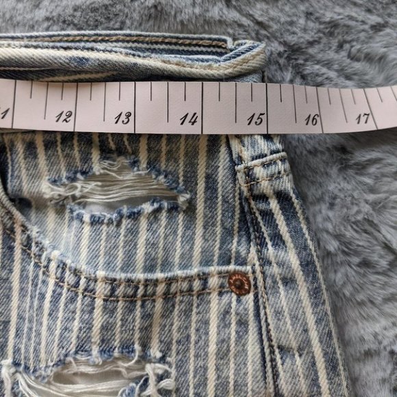 American Eagle  Distressed Striped Jeans NW… - Picture 3 of 7